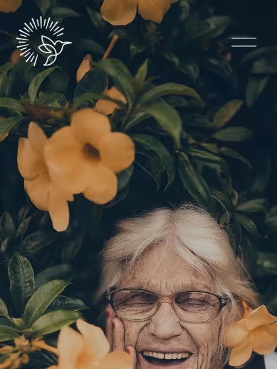 Fontana Adult Day Health Services (芳塔纳保健中心) website